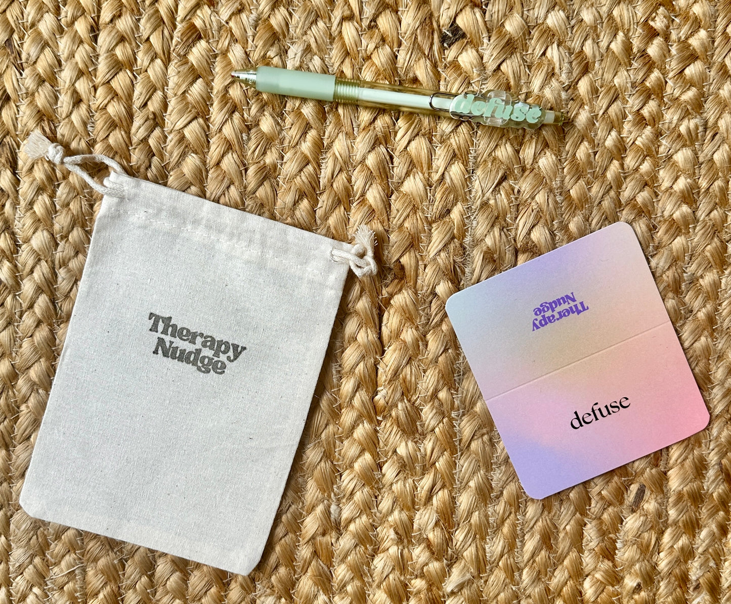 defuse pen & pocket guide